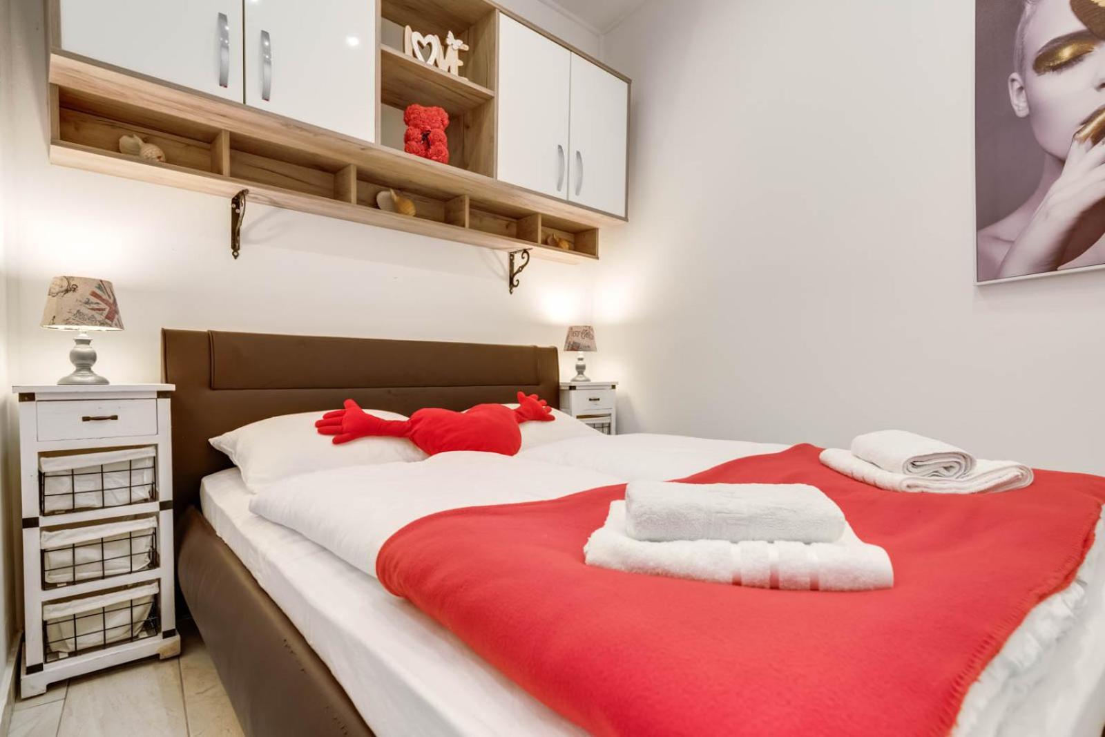 B&B Apartments Coli Apartments Ema & Antigona Self Check On The Ground Floor Bakar Exterior photo
